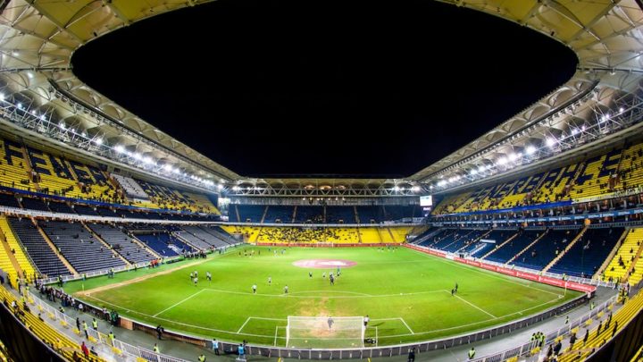 6 stadiums in Europe for football fans to tour